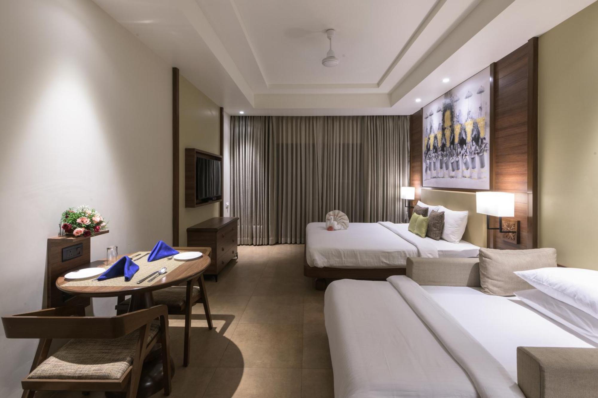 Club Mahindra Ashtamudi Hotel Nīndakara Buitenkant foto